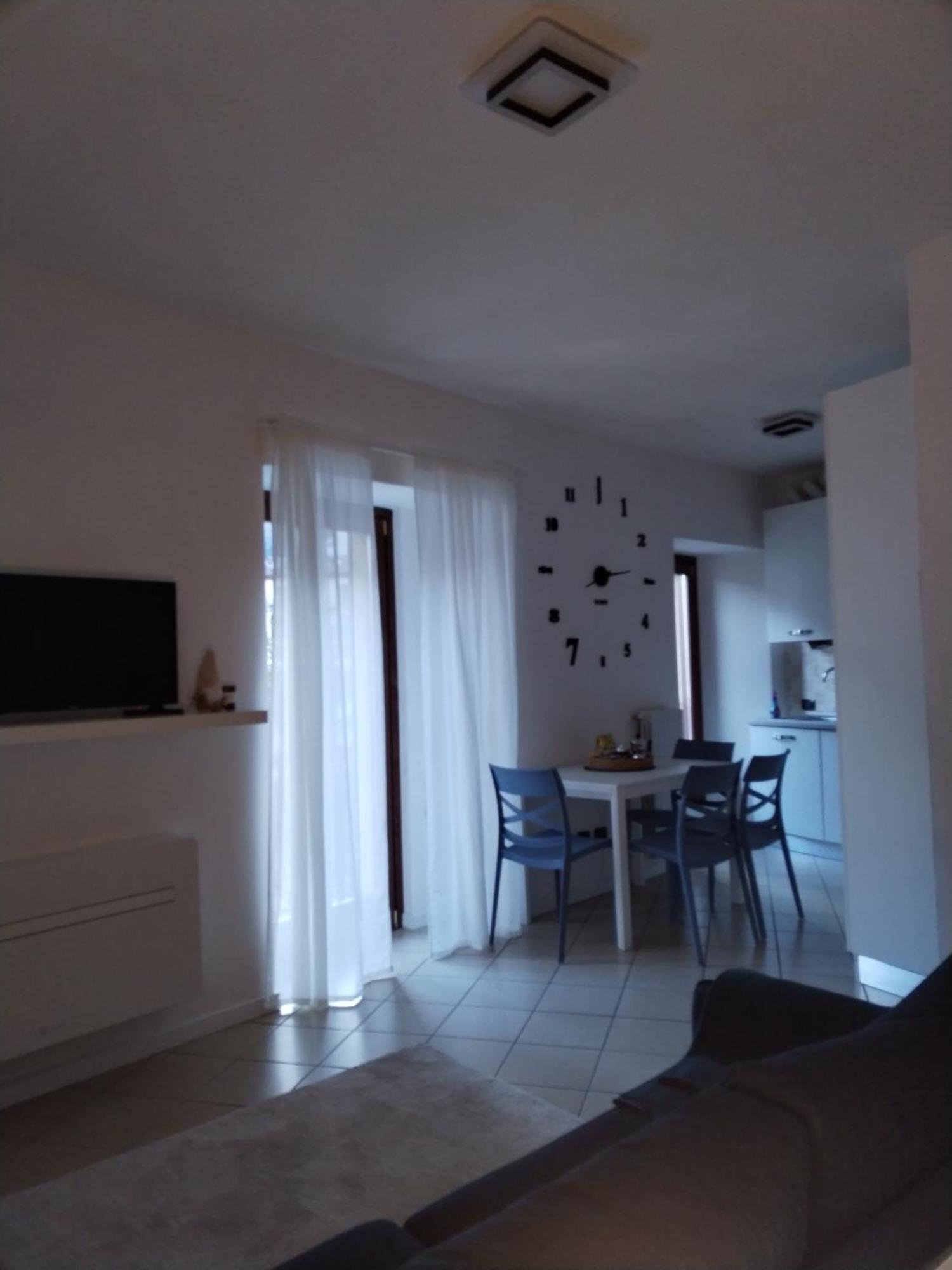 Un Balcone Sul Lago Omegna Bagian luar foto